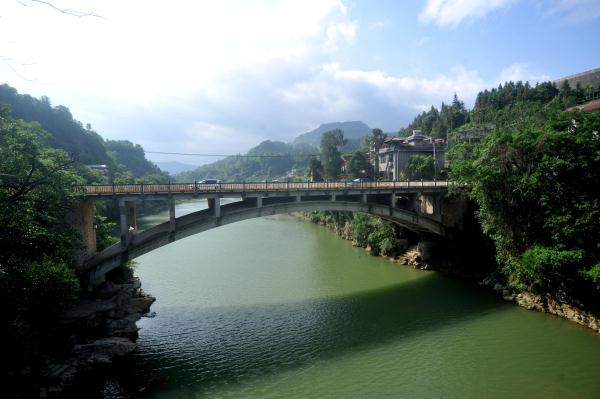 “三朝桥”见证历史变迁