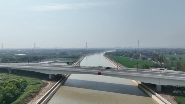 京杭运河浙江段三级航道整治工程新开挖段即将试运行