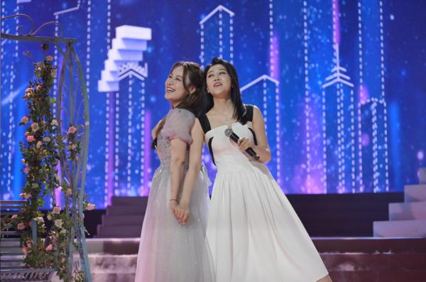 《星光大道》变“相亲大道” &nbsp;小尼现场“被告白”