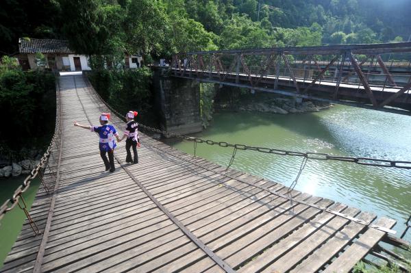 “三朝桥”见证历史变迁