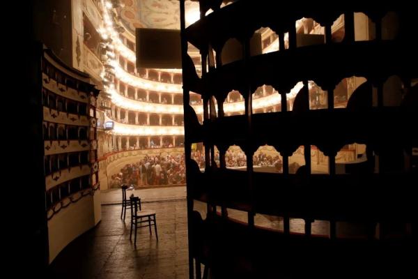 上海地铁站变身歌剧院!在7号线站内,聆听19世纪意大利歌剧 上海地铁站变身歌剧院!在7号线站内,聆听19世纪意大利歌剧