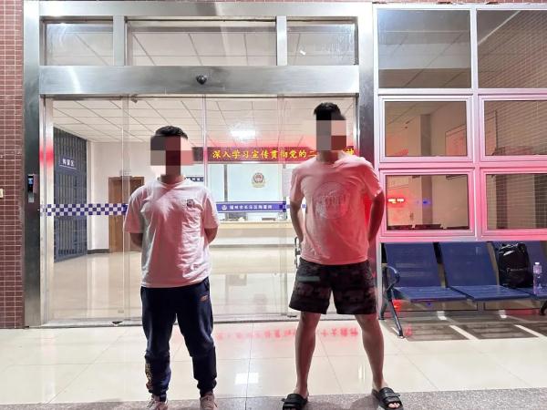 为了涨粉，2名网红约架直播！行拘！