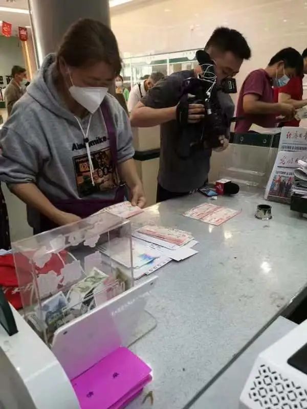 【探索】《中国东航 C919首航》纪念邮资信封于今日发行！