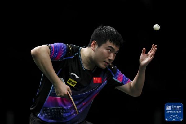 世乒赛:樊振东胜梁靖崑晋级男单决赛 世乒赛:樊振东胜梁靖崑晋级男单决赛