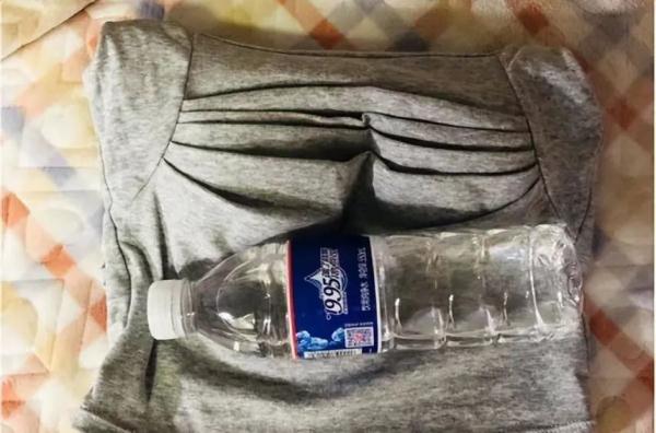 女装尺码越来越小!网友吐槽:大号T恤比童装还小…… 女装尺码越来越小!网友吐槽:大号T恤比童装还小……