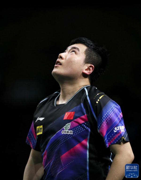 世乒赛:樊振东胜梁靖崑晋级男单决赛 世乒赛:樊振东胜梁靖崑晋级男单决赛