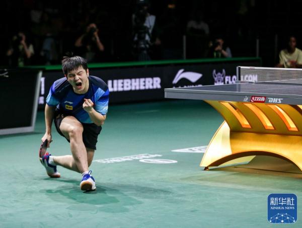 世乒赛:樊振东胜梁靖崑晋级男单决赛 世乒赛:樊振东胜梁靖崑晋级男单决赛
