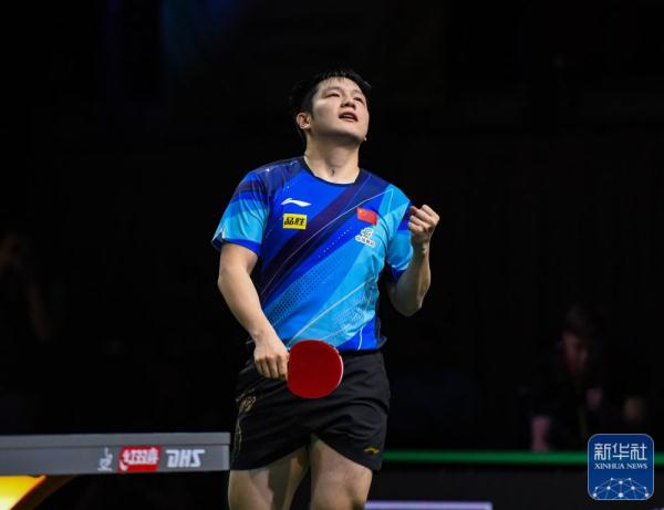 世乒赛:樊振东胜梁靖崑晋级男单决赛 世乒赛:樊振东胜梁靖崑晋级男单决赛
