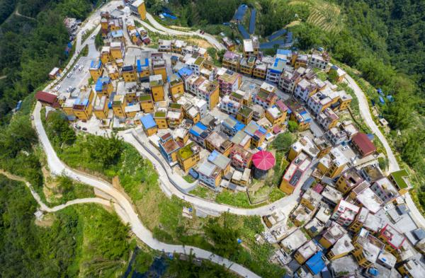 云南绿春:空中俯瞰边境幸福村 云南绿春:空中俯瞰边境幸福村