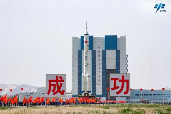 “同学你导师呢？” &nbsp;“我导师去太空啦！”