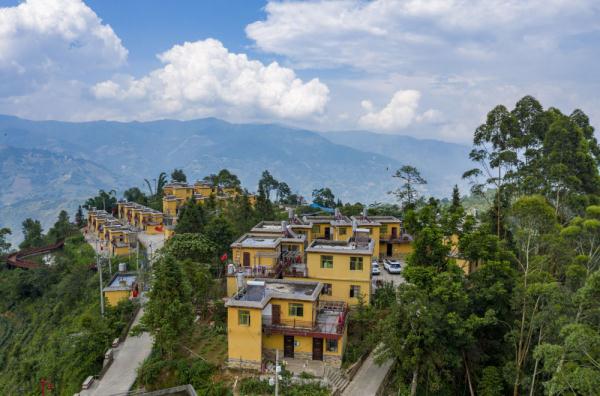 云南绿春:空中俯瞰边境幸福村 云南绿春:空中俯瞰边境幸福村