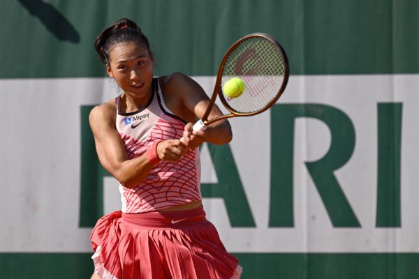 法网丨郑钦文晋级第二轮