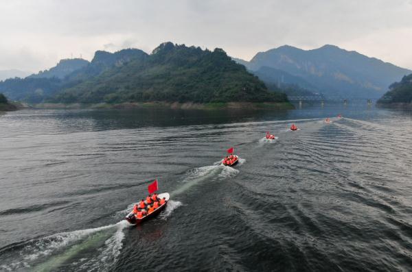 多地组织强化训练，锻造过硬国防骨干队伍
