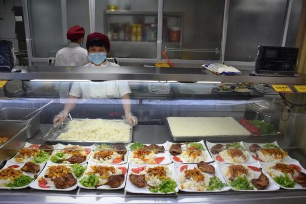 如何备战高考 | 考前大补不可取 饮食科学合理才重要