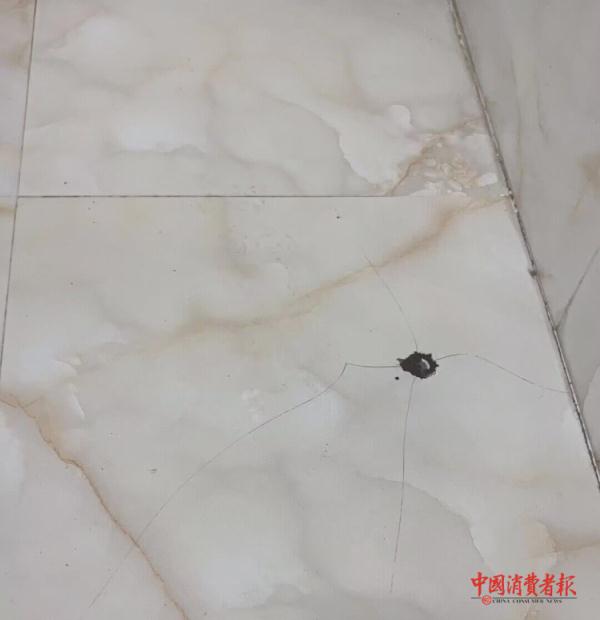 揭秘上门注胶补漏骗术!有业主一次被骗上万元...... 揭秘上门注胶补漏骗术!有业主一次被骗上万元......