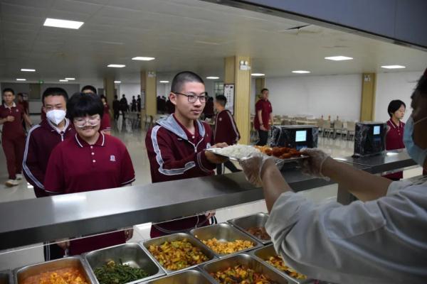 如何备战高考 | 考前大补不可取 饮食科学合理才重要