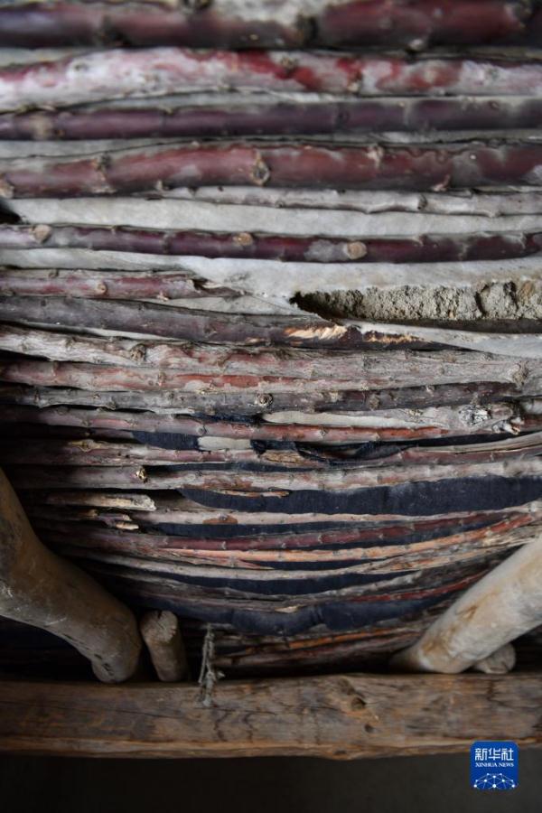 新华全媒+｜国道之行 从雪山奔向大海|洛桑占堆和他的五个家