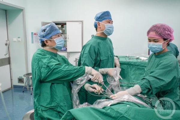 14岁女孩确诊肺癌，超50％青少年存在二手烟暴露？