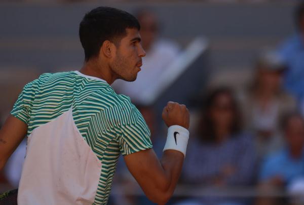 法网综合:焦科维奇、阿尔卡拉斯晋级32强 郑钦文遭淘汰 法网综合:焦科维奇、阿尔卡拉斯晋级32强 郑钦文遭淘汰