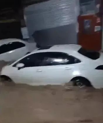 云南昭通彝良县两河镇暴雨已致3人遇难，仍有人员失联！