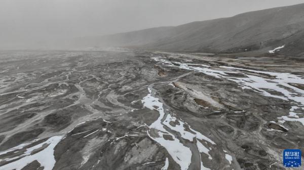 国道之行 从雪山奔向大海丨风雪雅江源 国道之行 从雪山奔向大海丨风雪雅江源