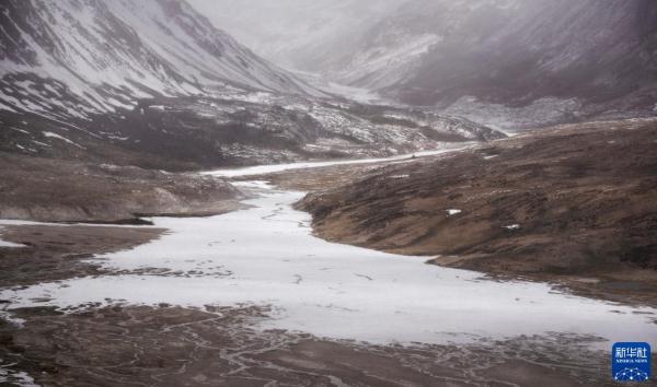国道之行 从雪山奔向大海丨风雪雅江源 国道之行 从雪山奔向大海丨风雪雅江源