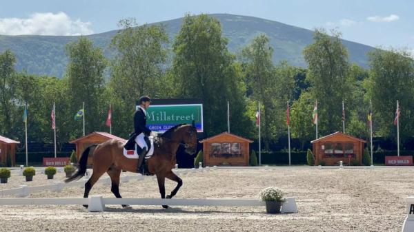 巴黎奥运会马术三项赛团体资格赛举行