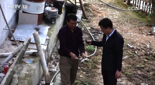 焦点访谈：“厕改”成摆设  “方便”变麻烦