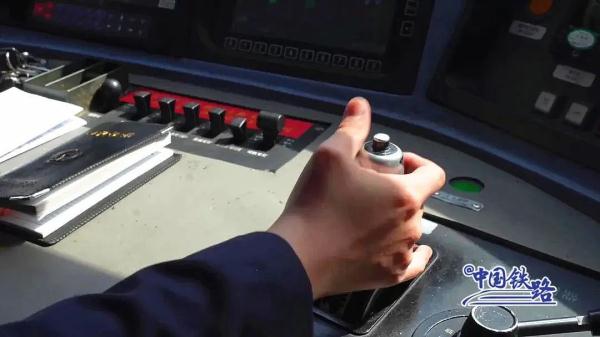 火车上有方向盘吗?网友:我见过! 火车上有方向盘吗?网友:我见过!