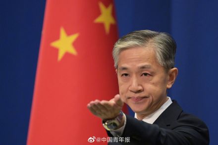 中国军舰“不安全靠近”美驱逐舰？ 外交部：应对挑衅的必要举措