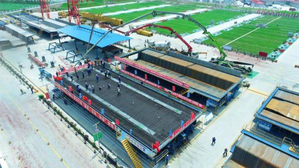 【提示】首榀箱梁浇筑完成！上海至南京至合肥高铁沪宁段预计明年3月开始架梁