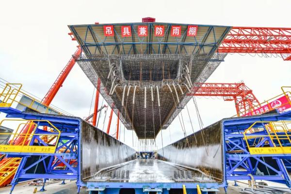 【提示】首榀箱梁浇筑完成！上海至南京至合肥高铁沪宁段预计明年3月开始架梁