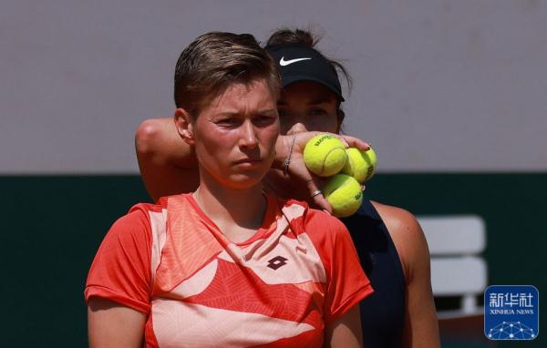 法网 | 王欣瑜/谢淑薇女双晋级