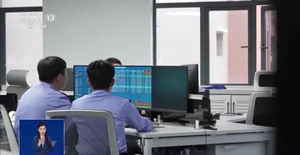 上海一部门拟录用的38名公务员都是留学生?乱带节奏!自媒体造谣生事何时休? 上海一部门拟录用的38名公务员都是留学生?乱带节奏!自媒体造谣生事何时休?