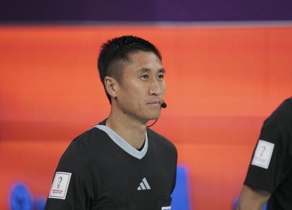 中国足协:马宁领衔四名中国裁判执裁阿根廷与澳大利亚队友谊赛 中国足协:马宁领衔四名中国裁判执裁阿根廷与澳大利亚队友谊赛