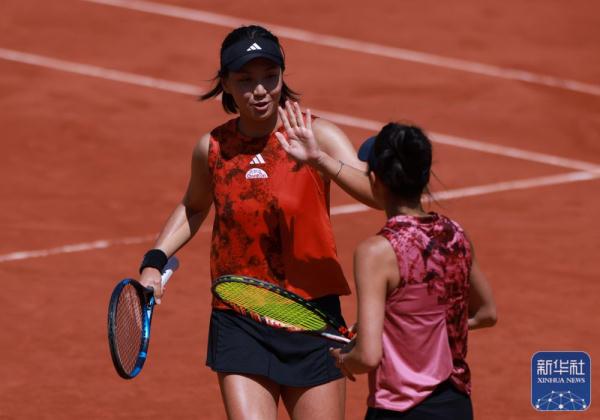 法网 | 王欣瑜/谢淑薇女双晋级