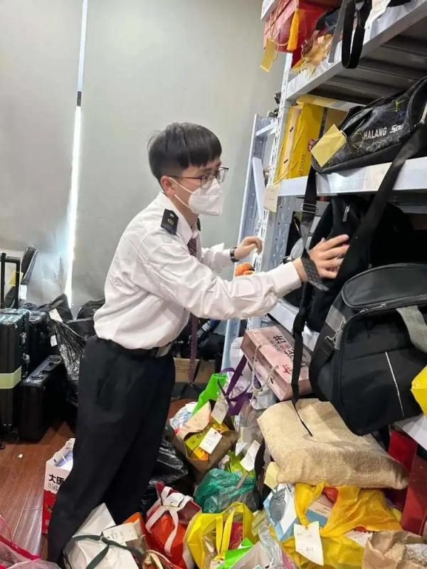 近期坐过火车的这些人，请尽快联系12306！