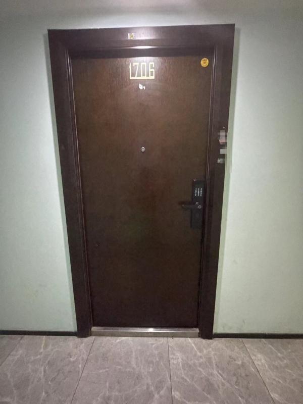 情侣入住酒店半夜遭陌生人开门？酒店停业整改：已道歉