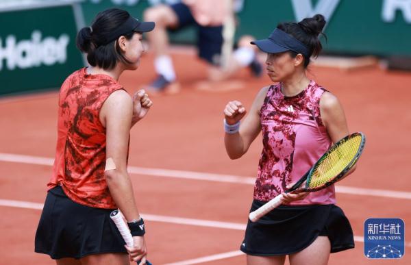 法网 | 王欣瑜/谢淑薇女双晋级