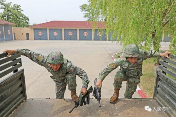 汽车兵下连集训 | 看他们重新定义速度与激情