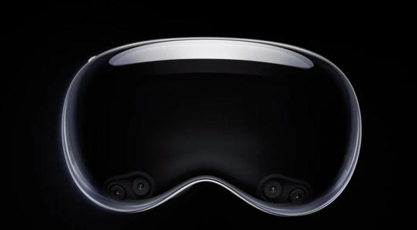 售价2.5万！苹果发布重磅新品！科幻片照进现实？这款头显设备指向怎样的技术新趋势？