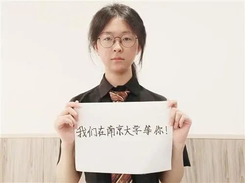 刚刚！2023年浙江高考作文题出炉！