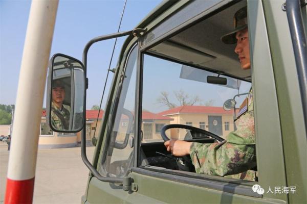 汽车兵下连集训 | 看他们重新定义速度与激情