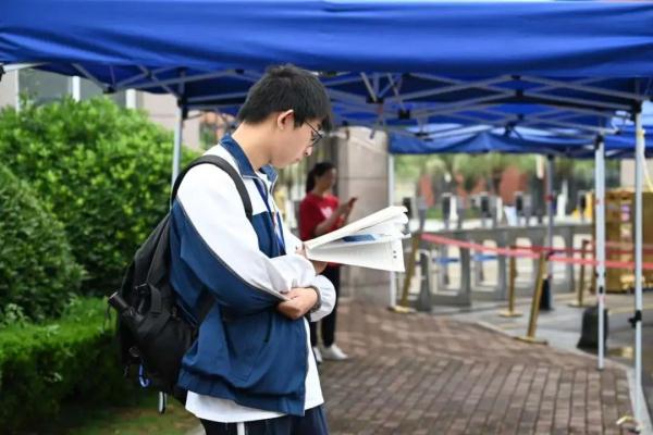 刚刚！2023年浙江高考作文题出炉！