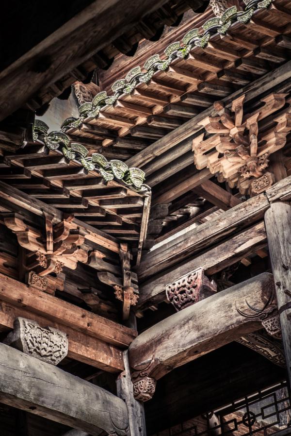 美到窒息!今天一起钻进中国古建筑里“寻宝”→ 美到窒息!今天一起钻进中国古建筑里“寻宝”→