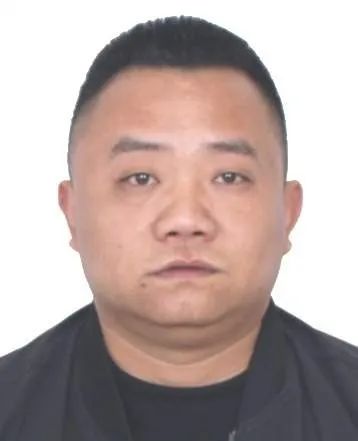 看见他，立即报警！西安警方悬赏缉捕！