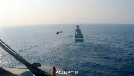 舰载直升机海上飞行训练