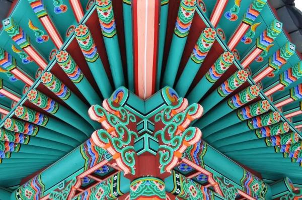 美到窒息!今天一起钻进中国古建筑里“寻宝”→ 美到窒息!今天一起钻进中国古建筑里“寻宝”→