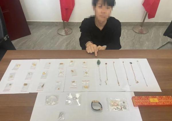 短短5秒,刚好被拍下! 短短5秒,刚好被拍下!