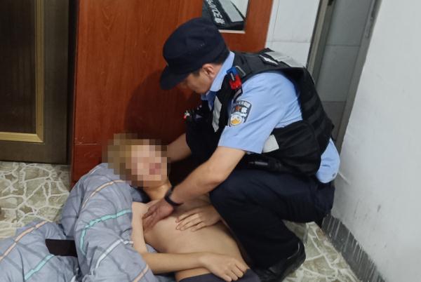 员工不接电话，老板：“报警了！”